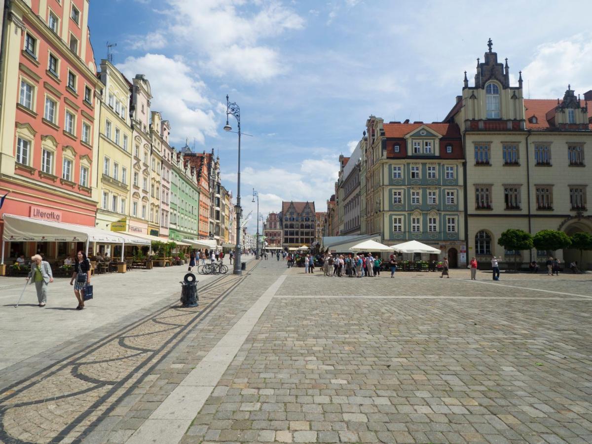 Heart Of Wroclaw - Spacious 3Rooms 75M2 As Home Apartamenty R243 Экстерьер фото