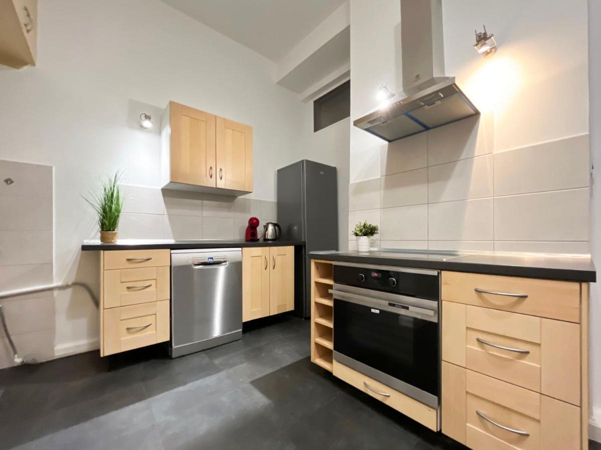 Heart Of Wroclaw - Spacious 3Rooms 75M2 As Home Apartamenty R243 Экстерьер фото