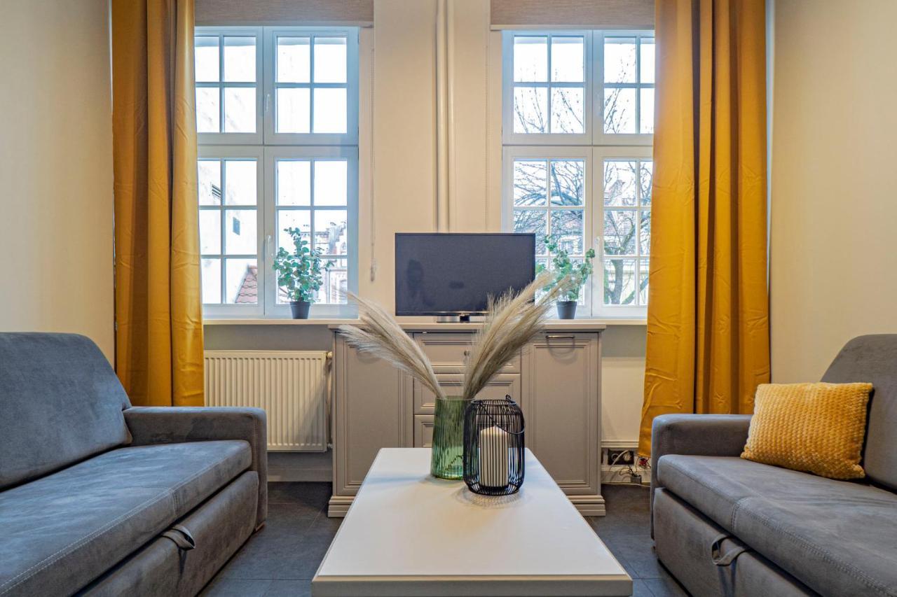 Heart Of Wroclaw - Spacious 3Rooms 75M2 As Home Apartamenty R243 Экстерьер фото